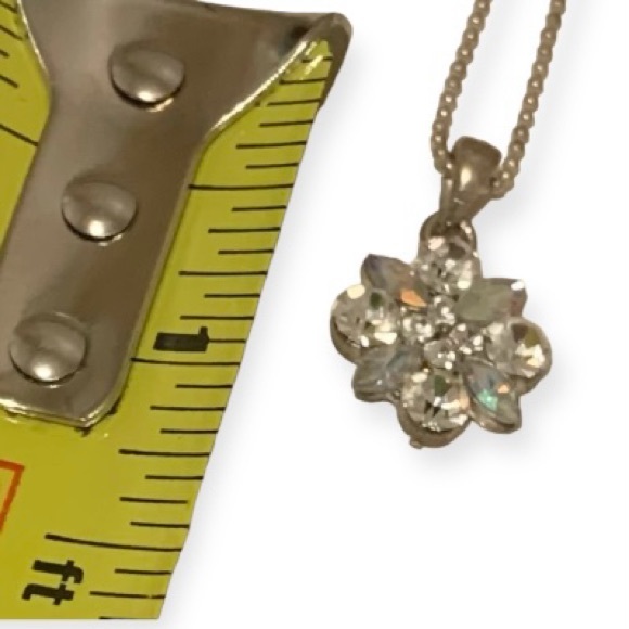 Vintage Silver necklace CZ Rhinestone prism flower pendant: approx. 9.5” adj - Picture 7 of 9